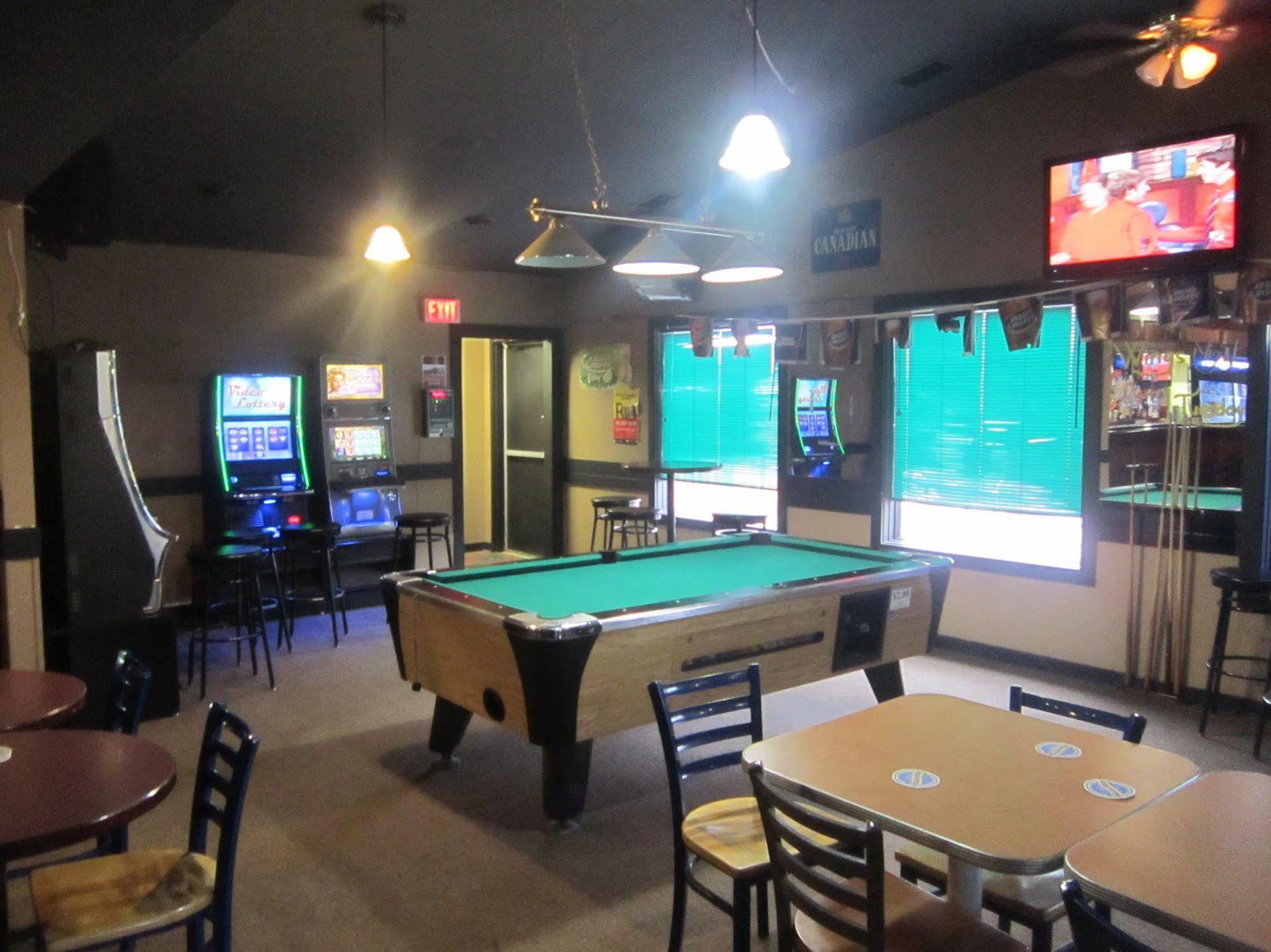 Battlefords Inn North Battleford Exteriör bild